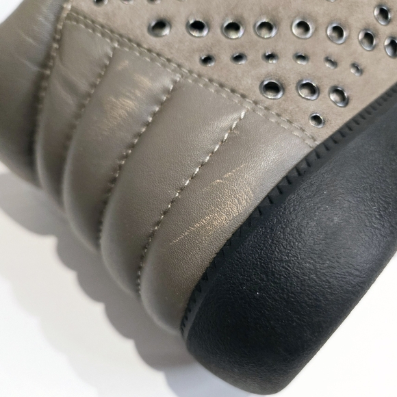 Monika Chiang NWOT Artemys Taupe Grommetted High Top Sneakers - Picture 6 of 9